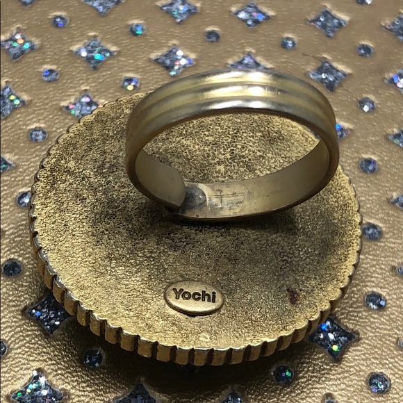 Yochi Flexible Ring - Picture 2 of 3